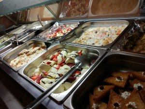 cold-buffet-icecream